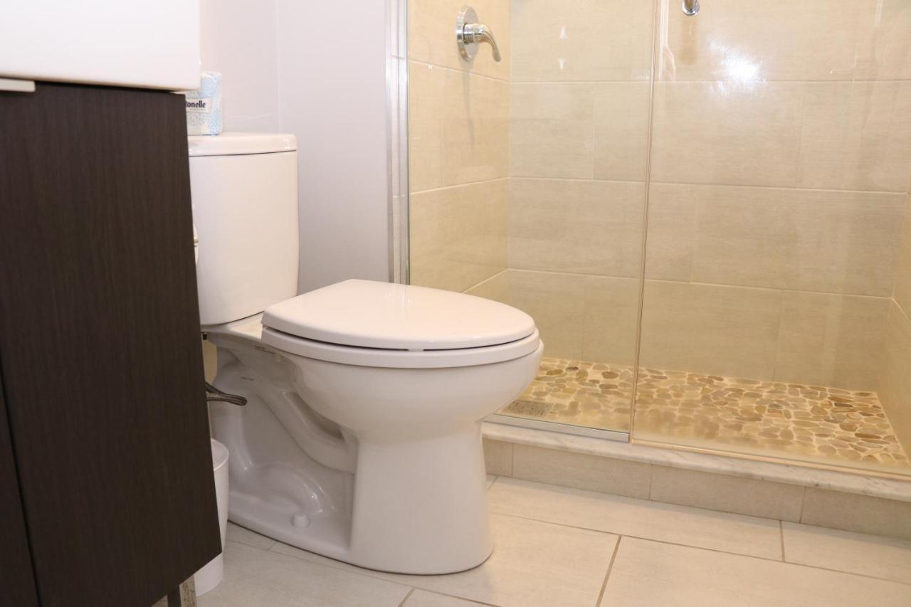 A Stylish Stay W/ A Queen Bed, Heated Floors.. #24 Бруклин Экстерьер фото